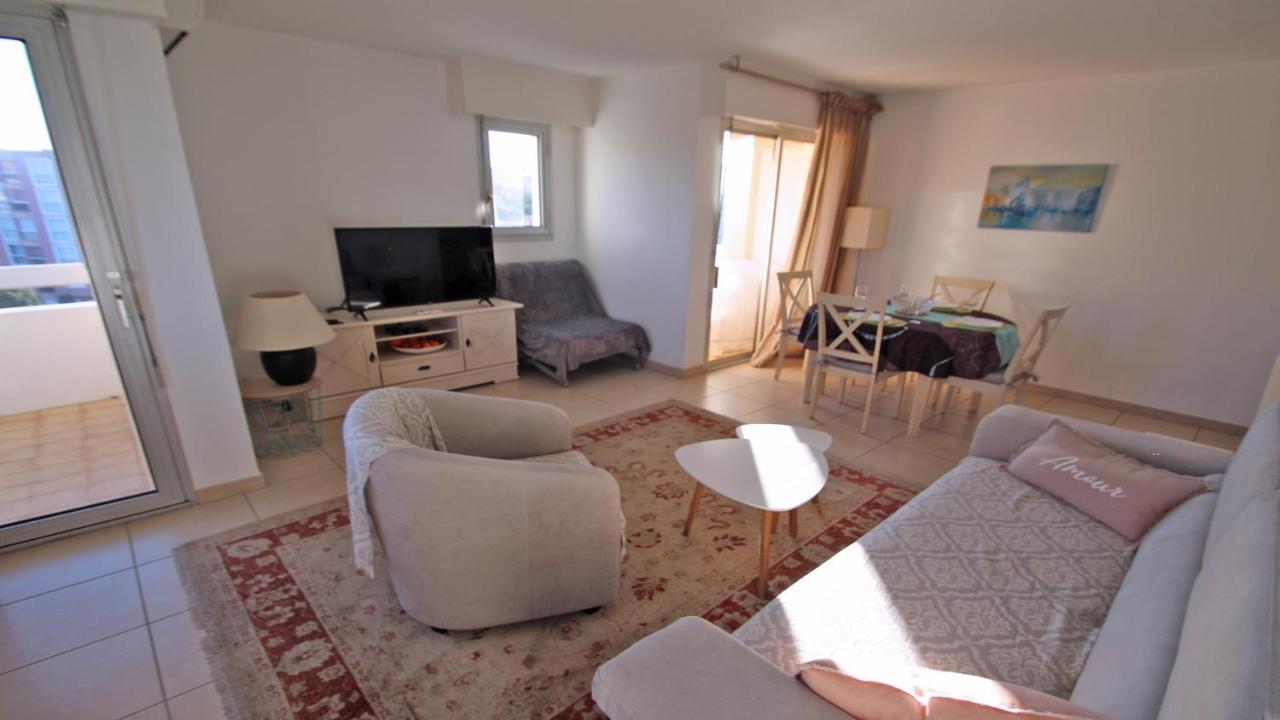 Apartament Les Coralies Sainte-Maxime Zewnętrze zdjęcie