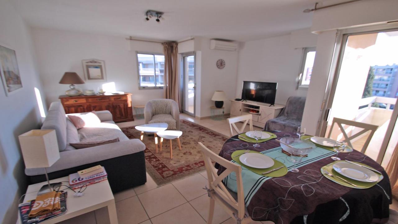 Apartament Les Coralies Sainte-Maxime Zewnętrze zdjęcie