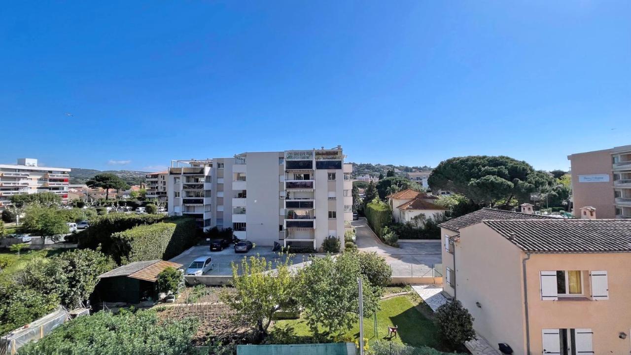 Apartament Les Coralies Sainte-Maxime Zewnętrze zdjęcie