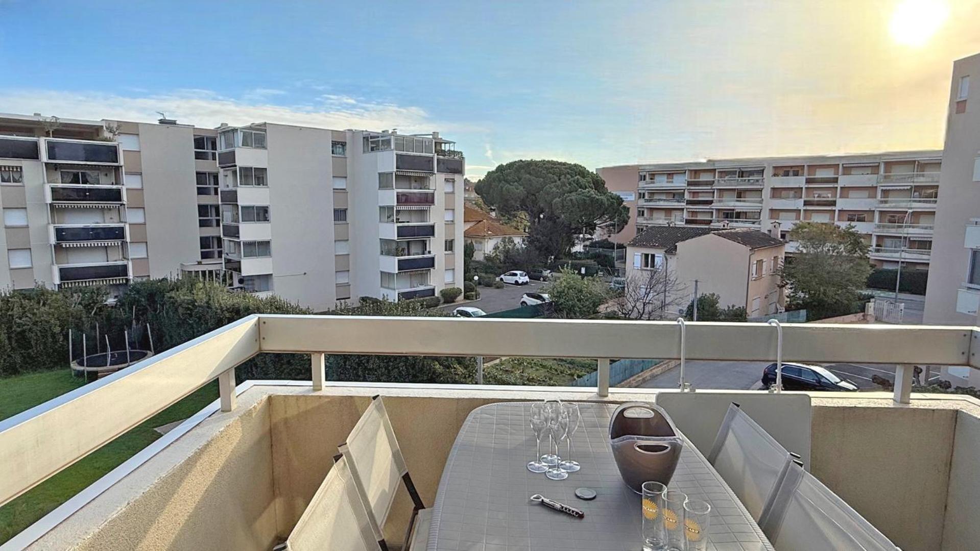 Apartament Les Coralies Sainte-Maxime Zewnętrze zdjęcie